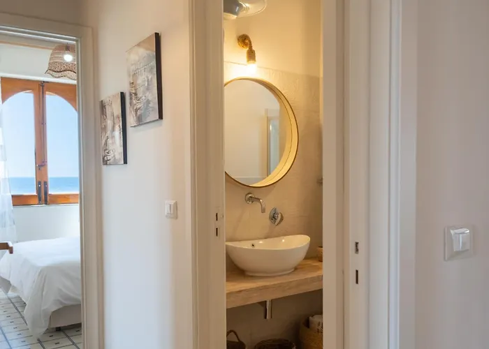 Seasound Naxos Apartment *