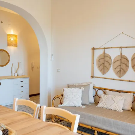 Seasound Naxos